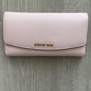 Baby Pink Micheal Kors Purse